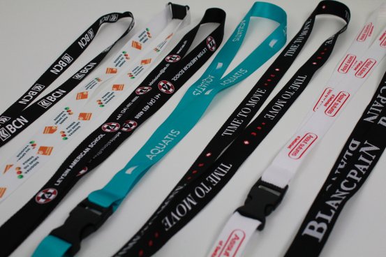 146 Lanyards personnalisées  divers